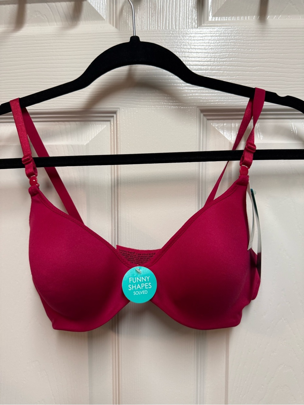 Barely There by Hanes 34C Pink/Red Underwire Bra NWT Funny Shapes Solved